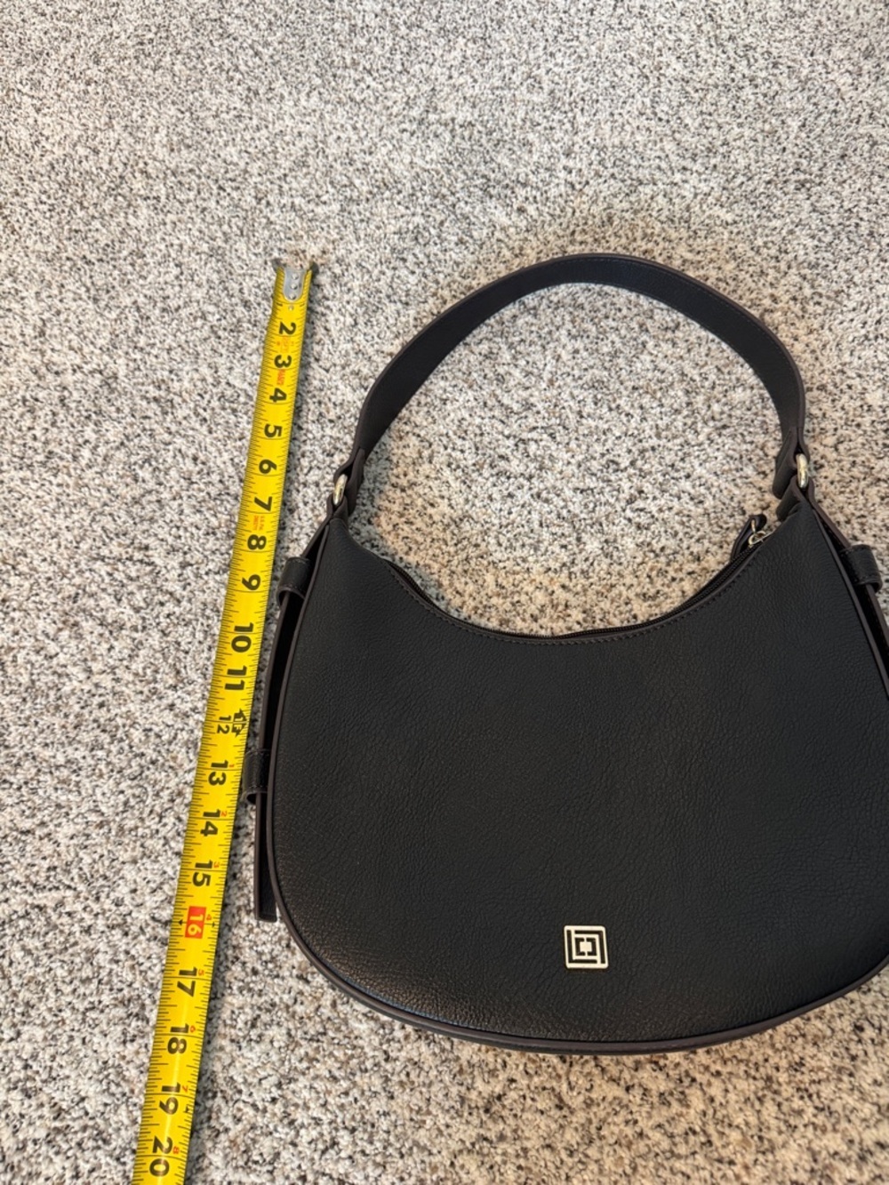 Liz Claiborne Black Pebbled Crescent Shoulder Bag - Picture 6 of 7